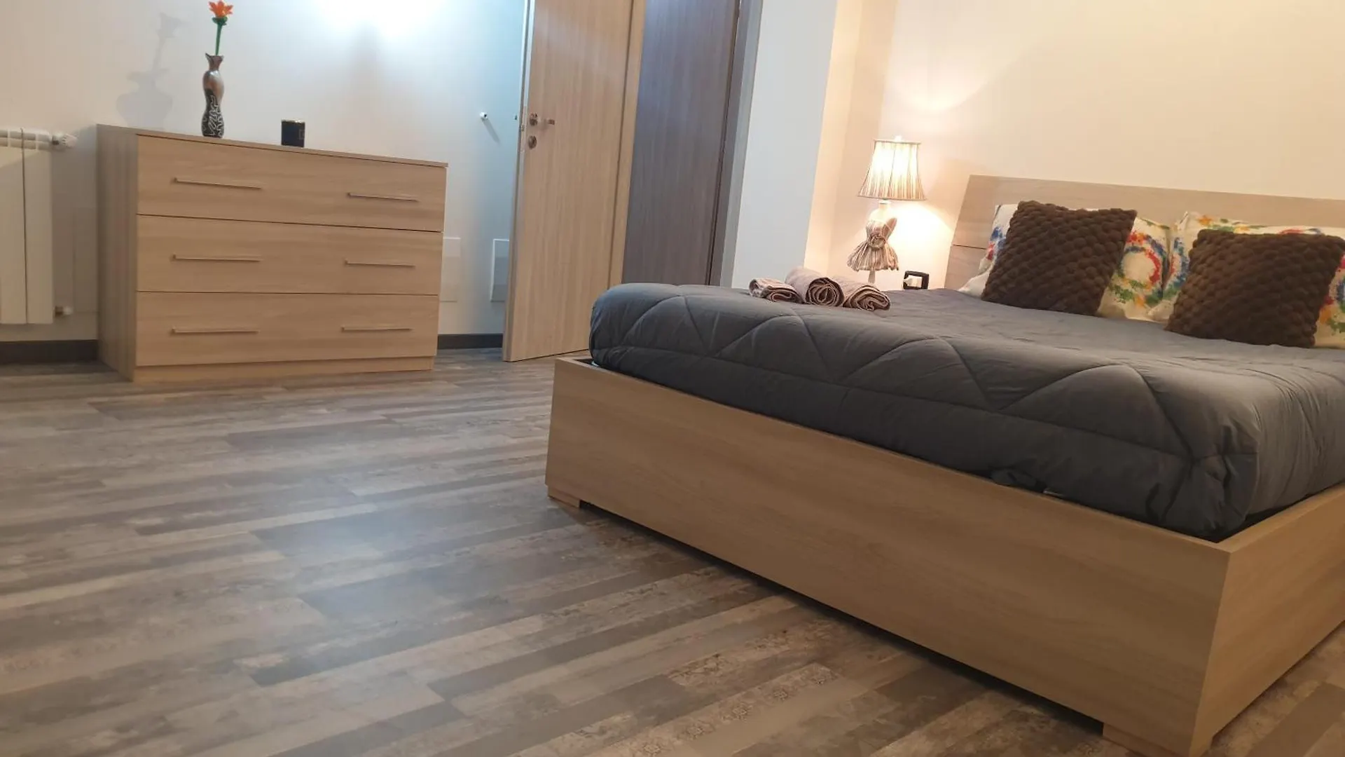 Angela'S Attic Apartment Voghera Italy