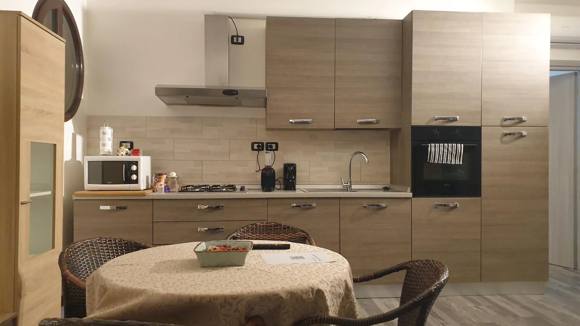 Angela'S Attic Apartment Voghera