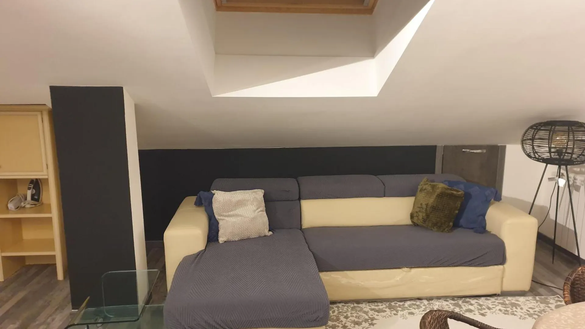 Angela'S Attic Apartment Voghera Italy